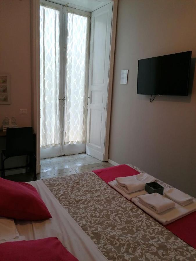 Amedeo Square Bed & Breakfast Napoli Bagian luar foto